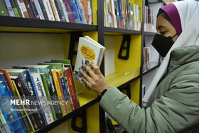 عمو کتابی و هزار یار مهربان