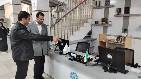 بازدید کارشناسان اداره کل کتابخانه های عمومی آذربایجان شرقی از کتابخانه مرکزی قم