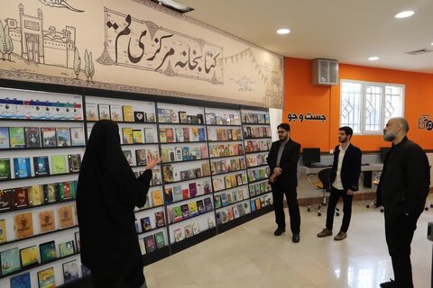 کتاب و کتابخوانی باعث افزایش تمرکز و روحیه پژوهشگری نسل جدید میشود/ لزوم پرداختن به ذائقههای جوانان در کتاب و کتابخانهها