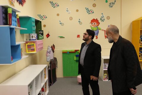 کتاب و کتابخوانی باعث افزایش تمرکز و روحیه پژوهشگری نسل جدید میشود/ لزوم پرداختن به ذائقههای جوانان در کتاب و کتابخانهها