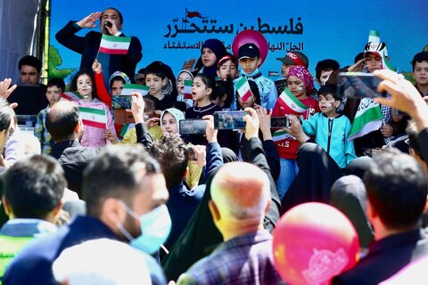 از کتابخانهای که تعطیل نیست تا حضور پررنگ کتاب جاوید