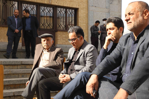 وداع با پیکر دکتر پرویز اذکایی در کتابخانه مرکزی همدان