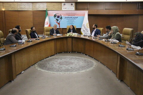 ما به انسان دینی و دین انسانی نیاز داریم