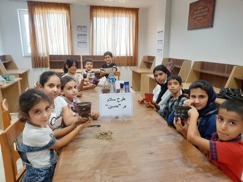 روایت کتابدار کتابخانه حاج عیسی رضایی از روستای دوستدار کتاب عرب محله ساری