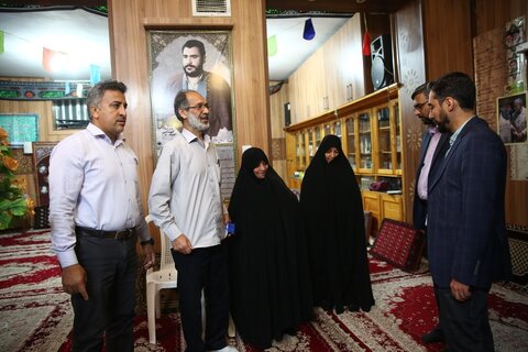 یادی از سردار بیسر در کتابخانه مسجد المهدی(عج) شیراز