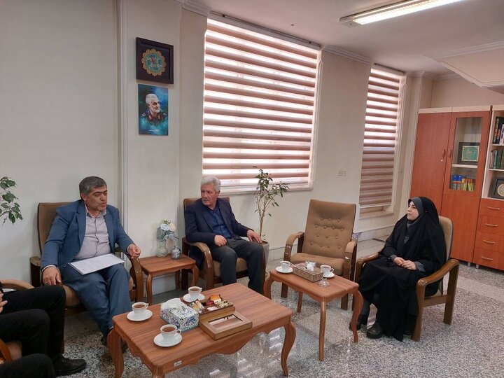 واگذاری زمین جهت احداث کتابخانه عمومی در شهر نازک علیاء