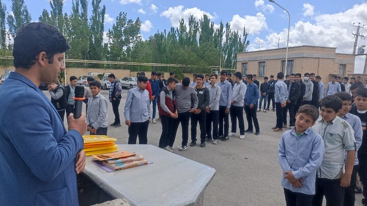 فعالیت های متنوع فرهنگی به میزبانی کتابخانه عمومی بقیه الله اعظم(عج) برگزار شد