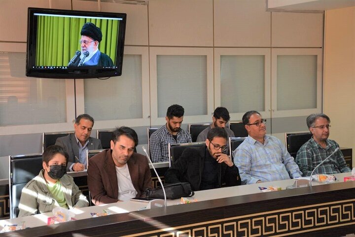 دیدار شاعران با رهبر معظم انقلاب بازخوانی شد