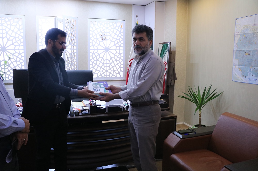 دعوت از کارکنان شهرداری های استان خوزستان برای شرکت در جشنواره کتابخوانی رضوی 