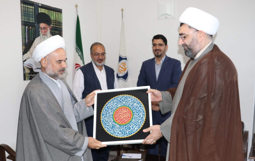 آمادگی سازمان فرهنگ و ارتباطات اسلامی برای جلب مشارکت چهره های بین المللی «همایش بینالمللی کتابخانههای عمومی و کسبوکارهای کوچک»