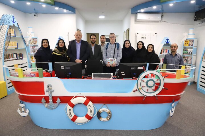 ایدههای زیبای کتابخانههای عمومی ایران را به کشور خودمان منتقل میکنیم