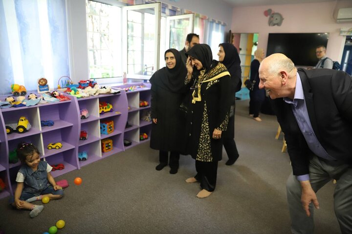 ایدههای زیبای کتابخانههای عمومی ایران را به کشور خودمان منتقل میکنیم