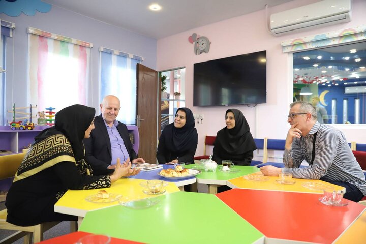 ایدههای زیبای کتابخانههای عمومی ایران را به کشور خودمان منتقل میکنیم