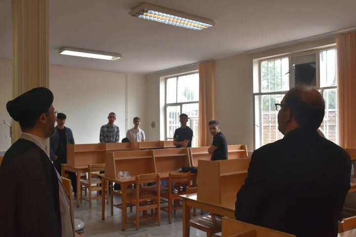 تلاش نهاد در ترویج الگوی زندگی ائمه اطهار(ع) از طریق جشنواره کتابخوانی رضوی شایان تقدیر است