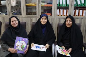 تبلیغ و اطلاع رسانی جشنواره کتابخوانی رضوی در مدارس شهر قزوین