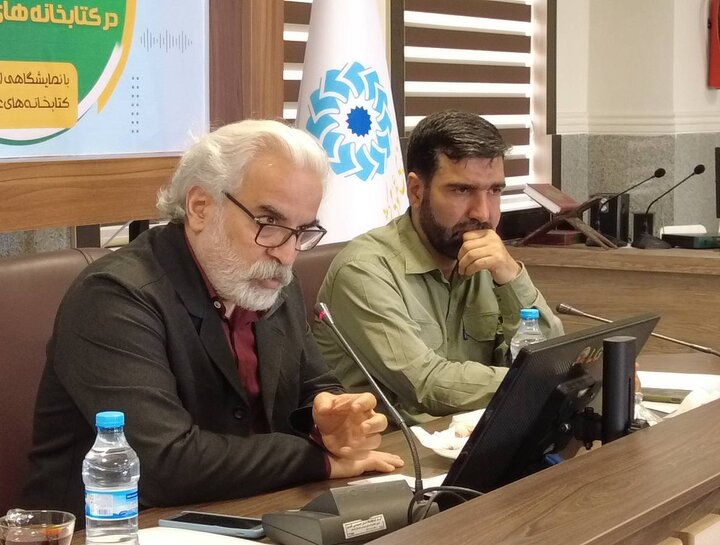 کتابخانه مکانی برای زندگی، اندیشیدن و باهم بودن است