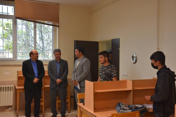 یکی از راههای آسیبزدایی در جامعه ارتباط بیشتر مردم با کتاب و کتابخانه است