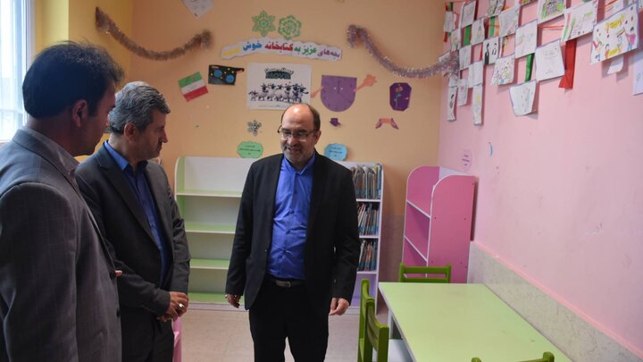 یکی از راههای آسیبزدایی در جامعه ارتباط بیشتر مردم با کتاب و کتابخانه است