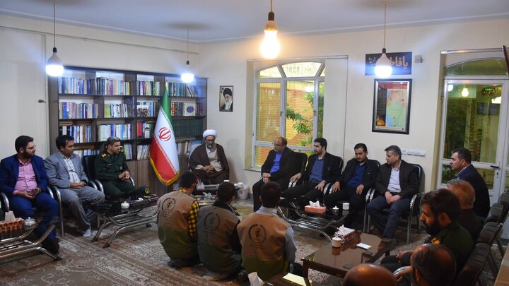 یکی از راههای آسیبزدایی در جامعه ارتباط بیشتر مردم با کتاب و کتابخانه است