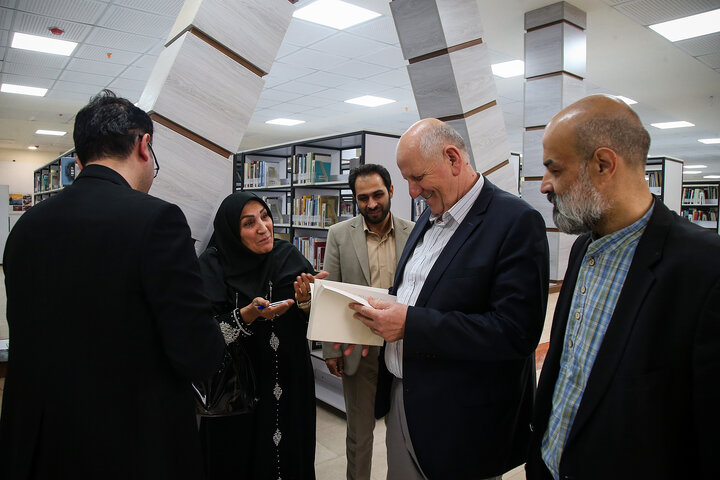 علاقه، مهمترین اصل در کتابداری است