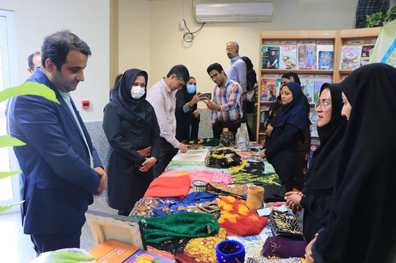 به منظور ارائه خدمات به کسبوکارها در دنیا حرفه «کتابدار کسبوکار» ایجاد شده است