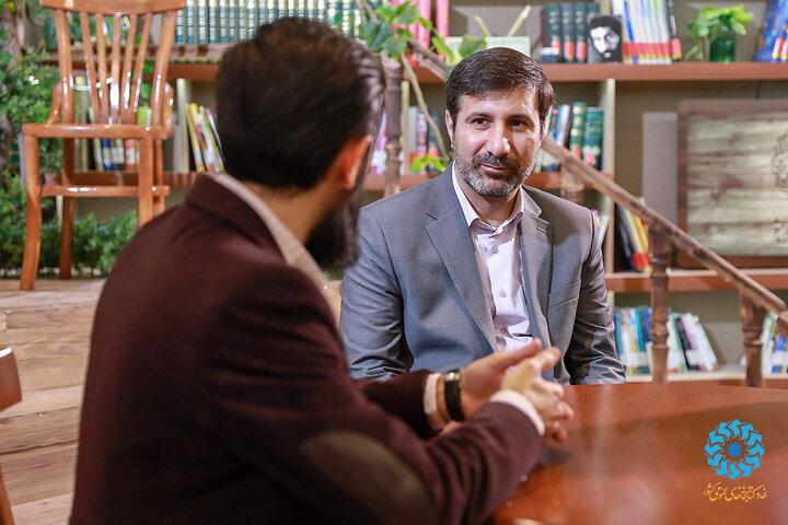 شورای نگهبان حامی نهاد کتابخانههای عمومی کشور است