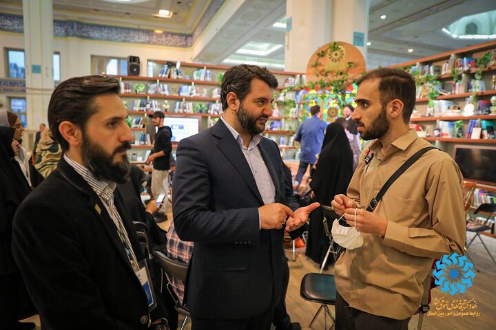 همافزایی مناطق آزاد با نهاد برای توسعه زیرساختهای کتابخانهای