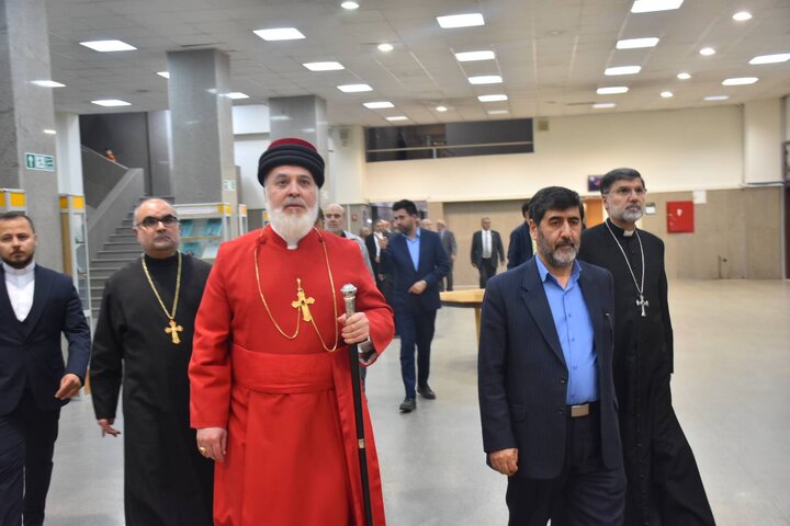 قدردانی از اهتمام ویژه نهاد کتابخانههای عمومی کشور در حفظ نسخ خطی کتب آسمانی