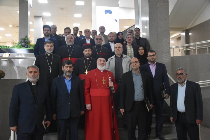 قدردانی از اهتمام ویژه نهاد کتابخانههای عمومی کشور در حفظ نسخ خطی کتب آسمانی