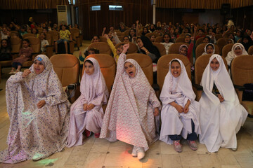 ویژه برنامه «فرشته‌های سرزمین من» به مناسبت روز دختر در کتابخانه مرکزی پارک شهر