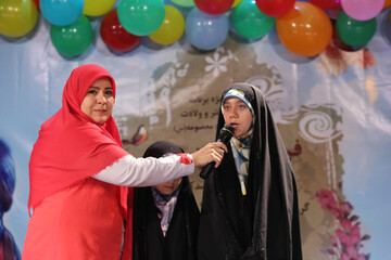 ویژه برنامه «فرشته‌های سرزمین من» به مناسبت روز دختر در کتابخانه مرکزی پارک شهر