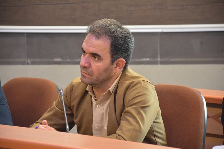 اگر اهل مطالعه نباشیم باید تمام تاریخ را تجربه کنیم