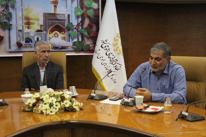 محفل شعر خوانی «پنجره هشتم» به مناسبت میلاد امام رضا(ع) برگزار شد