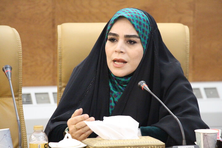 محفل شعر خوانی «پنجره هشتم» به مناسبت میلاد امام رضا(ع) برگزار شد