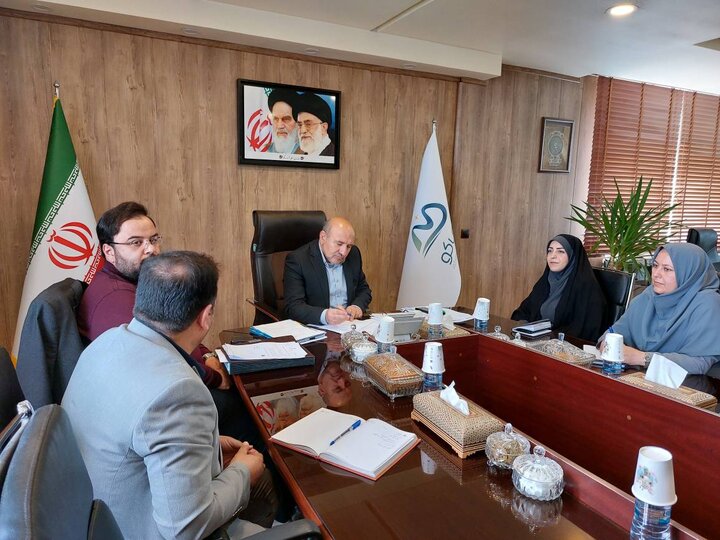 دیدار مدیرکل کتابخانه های عمومی آذربایجان غربی با مدیرعامل سازمان منطقه آزاد ماکو