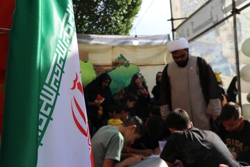 «ایستگاه کتابخوان رضوی» به مناسبت دهه کرامت و در آستانه میلاد حضرت رضا(ع) در مشهد