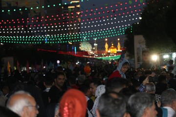 «ایستگاه کتابخوان رضوی» به مناسبت دهه کرامت و در آستانه میلاد حضرت رضا(ع) در مشهد