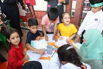 «ایستگاه کتابخوان رضوی» به مناسبت دهه کرامت و در آستانه میلاد حضرت رضا(ع) در مشهد