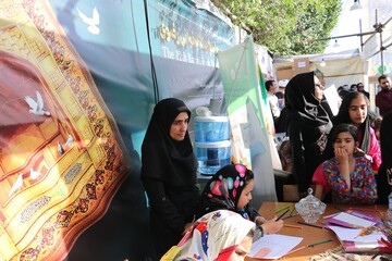 «ایستگاه کتابخوان رضوی» به مناسبت دهه کرامت و در آستانه میلاد حضرت رضا(ع) در مشهد