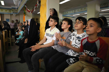 جشن میلاد امام رضا (ع) در کتابخانه مرکزی همدان