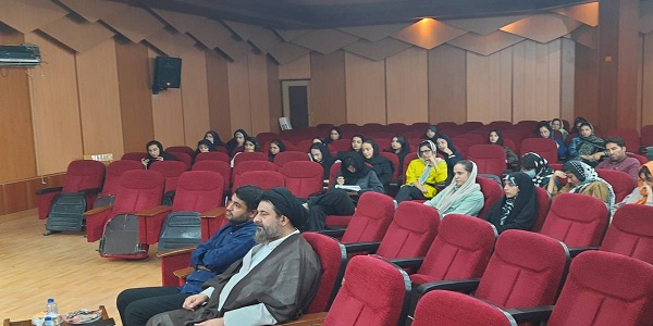 اندیشه سیاسی امام(ره) دارای عمق تاریخی و ملی بود