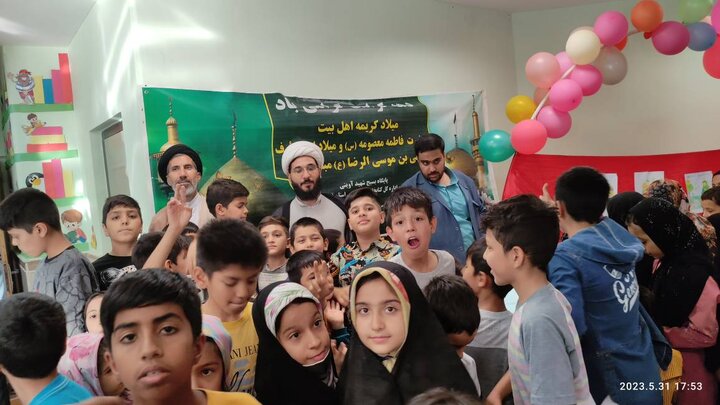 ویژه برنامه «میلاد امام رضا (علیه السلام)» به میزبانی کتابخانه شهدای نوبهار قم برگزار شد
