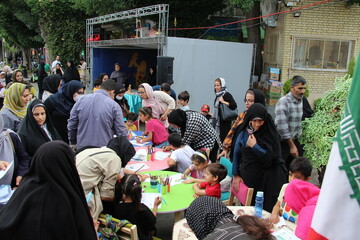 ایستگاه کتابخوانی «شمیم عطر رضوی» در شهر اراک