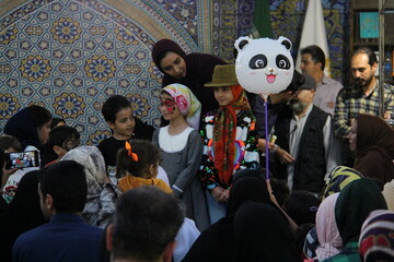 ایستگاه کتابخوانی «شمیم عطر رضوی» در شهر اراک