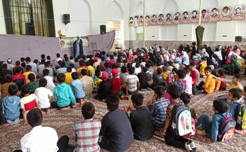 حضور «کاروان دانایی» با محوریت جشنواره کتابخوانی رضوی در سه روستای شهرستان کوهسرخ خراسان رضوی