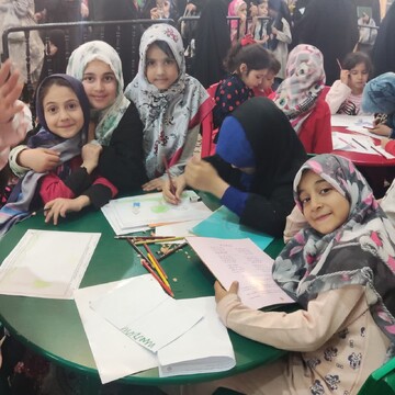 حضور کتابداران قم در حرم مطهر حضرت معصومه(س)