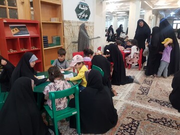 حضور کتابداران قم در حرم مطهر حضرت معصومه(س)