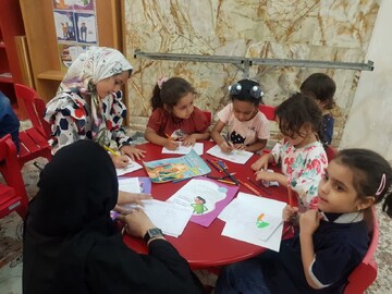 حضور کتابداران قم در حرم مطهر حضرت معصومه(س)