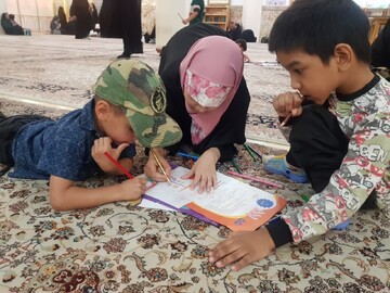 حضور کتابداران قم در حرم مطهر حضرت معصومه(س)