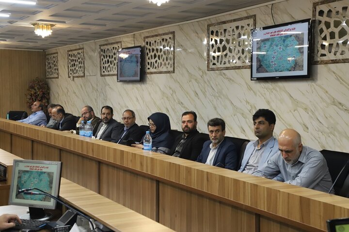 استفاده روزانه بیش از یک هزار نفر از سالنهای مطالعه کتابخانه مرکزی همدان